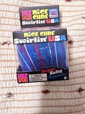 NeeDoh Nice Cube Swirlin' USA Blue & Red Squishy Toy